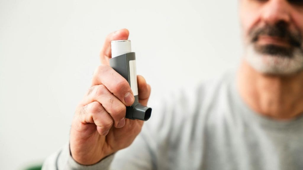 37 Mold Exposure Symptoms to Watch For
